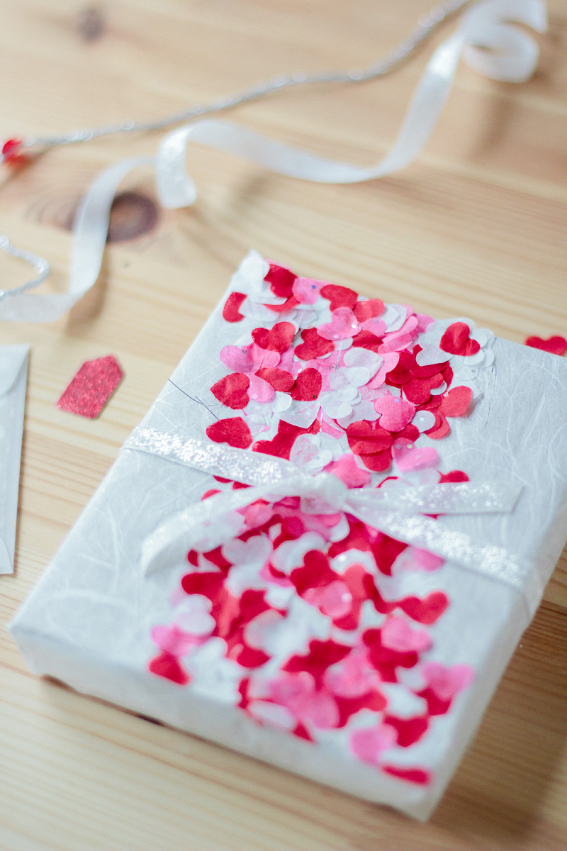 heart confetti gift wrap // valentine's day // anastasia marie blog